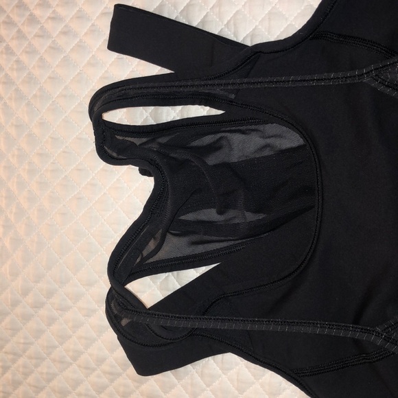 Lulu lemon tank top - Picture 4 of 8